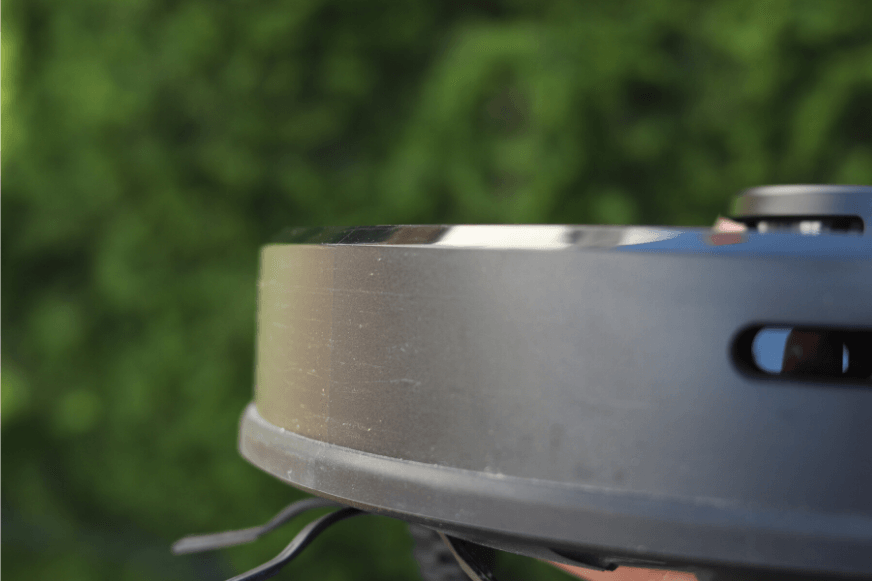 A scratch on Roborock S6